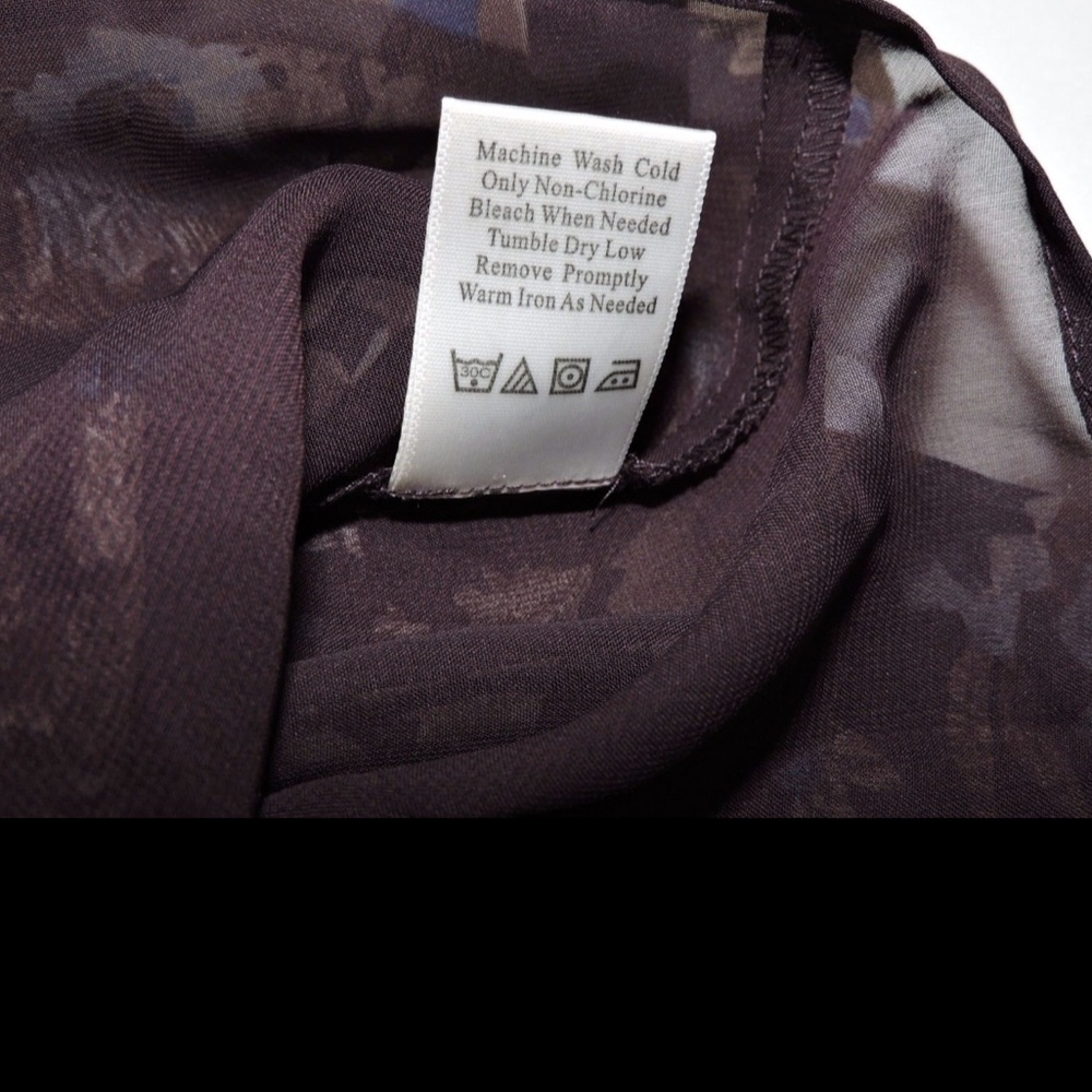 Coldwater Creek Career Blouse PM (10-12) - Picture 8 of 8